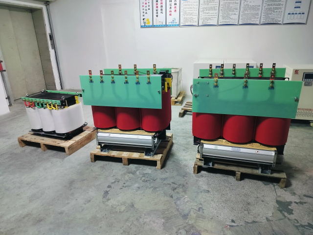 金城江KS11-1000KVA矿用变压器